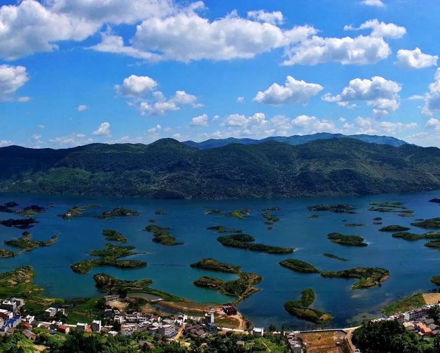 黃石?天空之城+仙島湖仙湖畫廊汽車純玩二日游